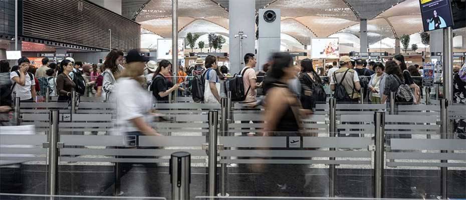 Türkiye'deki yolcuların yüzde 55'i İstanbul havalimanlarından uçtu