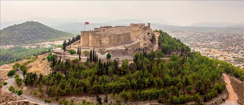 Silifke Kalesi'ndeki çalışmalar Geleceğe Miras projesiyle ivme kazandı