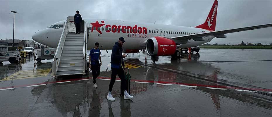 Anadolu Efes, yeni sezonunun ilk deplasman maçı uçuşunu partneri Corendon Airlines ile yaptı 