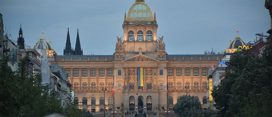 Prag geceleri organize bar gezilerini yasakladı