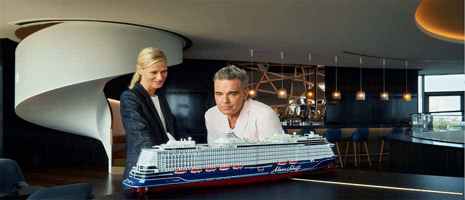 Einzigartige Taufe der Mein Schiff Relax am 09. April 2025 mit Robbie Williams