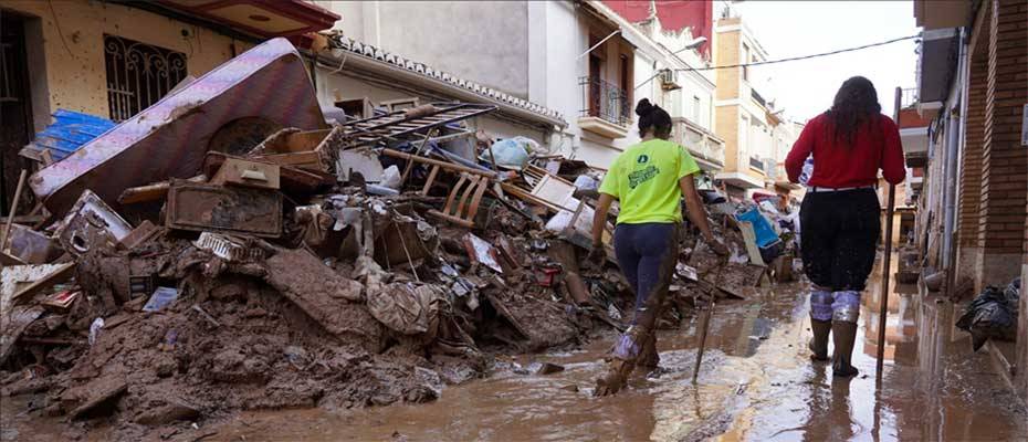 Spain's flood-hit Valencia seeks €31.4B in recovery aid