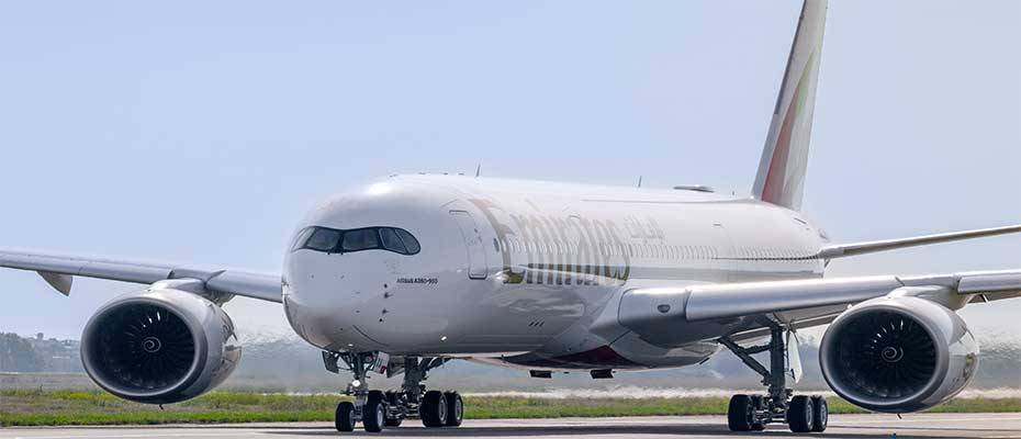 Emirates takes delivery of its first A350