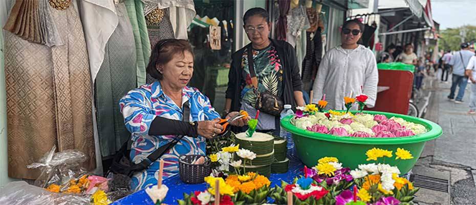 Bangkok sokaklarının lezzet tezgahları hayatın ritmini tutuyor