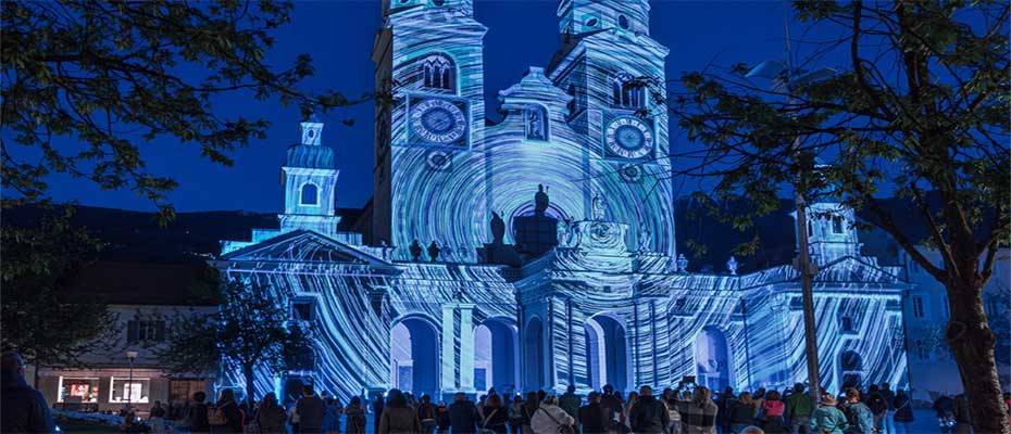 Brixen Water Light Festival gewinnt EU-Projekt Creative Europe mit „Imagine Peace“ und wird biennal