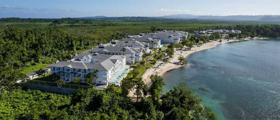 The fully refurbished Riu Negril reopens its doors with a range of new services