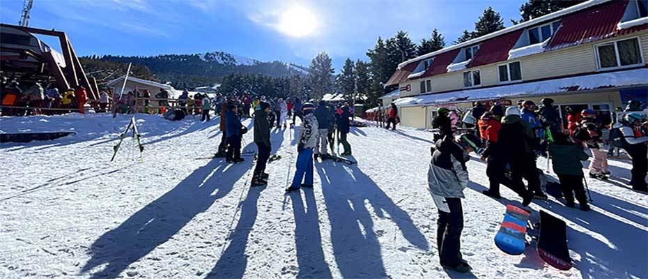 Kırgızistan'ın Karakol şehri kış turizminin vazgeçilmezleri arasında yer alıyor