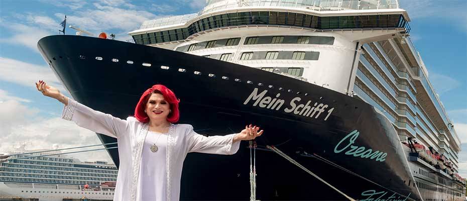 Die Mein Schiff Travestie-Cruise sorgt für glamouröse Unterhaltung an Bord