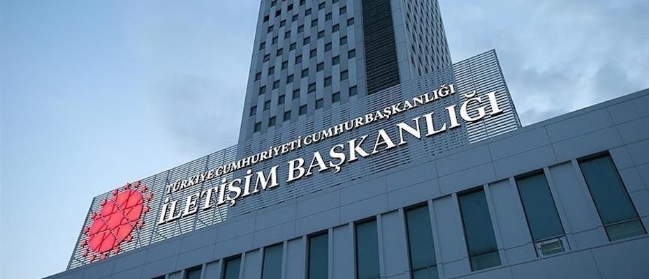 DMM, Türkiye'de turistleri taşıyan yolcu gemisinin battığı