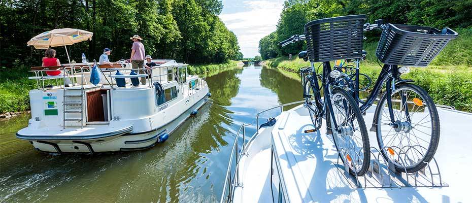 Kurz mal Kapitän: Locaboat macht Landratten zu Bootsführern