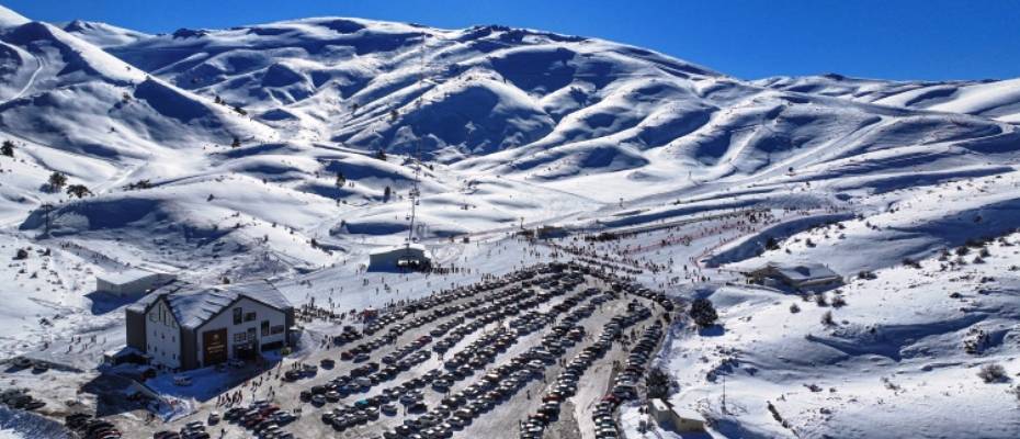 Горнолыжный курорт Денизли закрыл сезон с рекордом