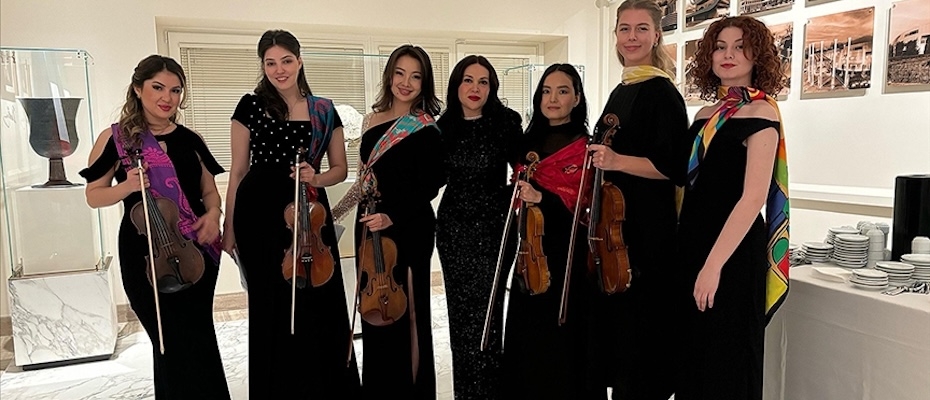 İtalya'nın başkenti Roma'da Nevruz Bayramı'na özel konser verildi