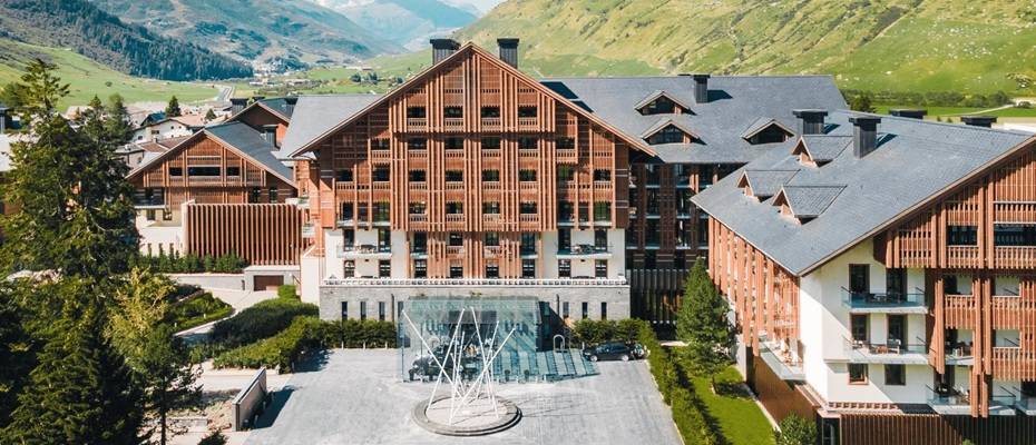 Legendäre Supersportwagen kehren nach Andermatt zurück