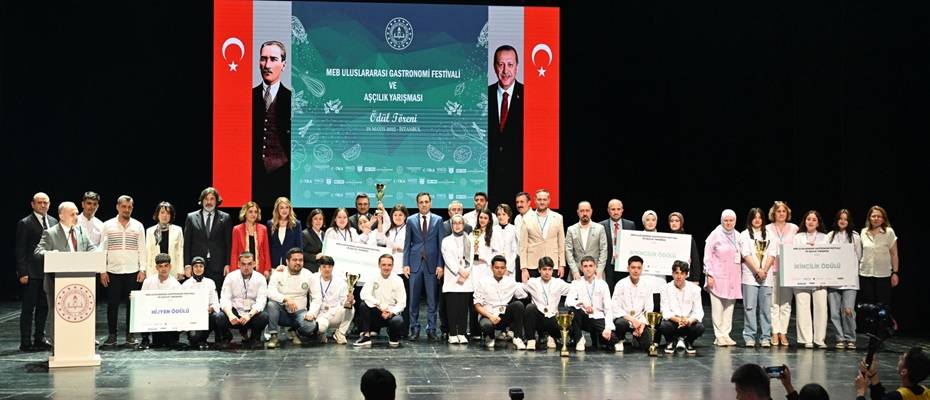 MEB Gastronomi Yarışması Artık Uluslararası: Genç Şefler Ödüllerle Taçlandı