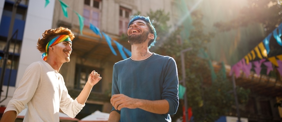 100.000 Unterkünfte von Booking.com für den Pride Month