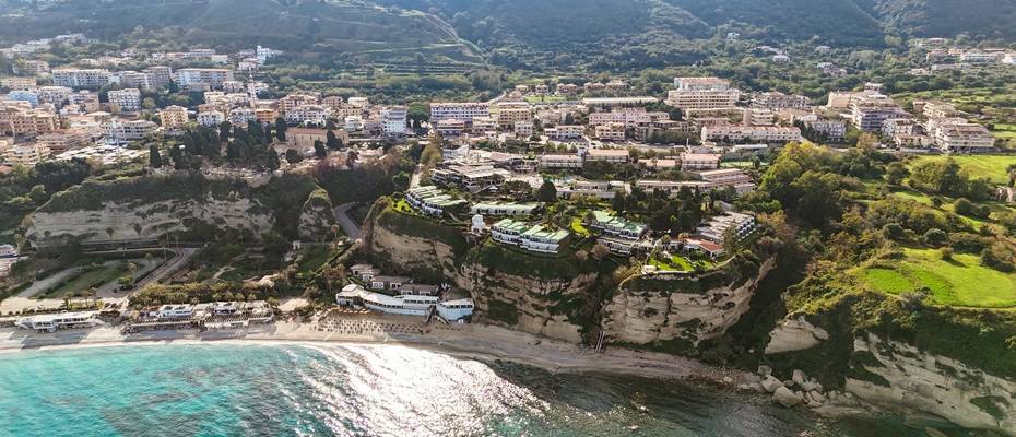 Karibik-Feeling in Europa: Fünf ausgezeichnete Strandhotels mit Traumblick und Top-Bewertungen - Lesen Sie die Nachrichten