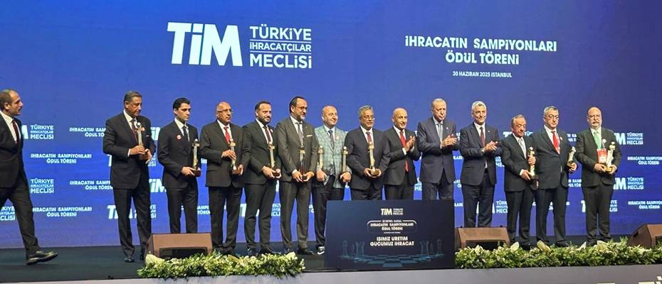 Corendon Airlines bir kez daha ihracat şampiyonları arasında