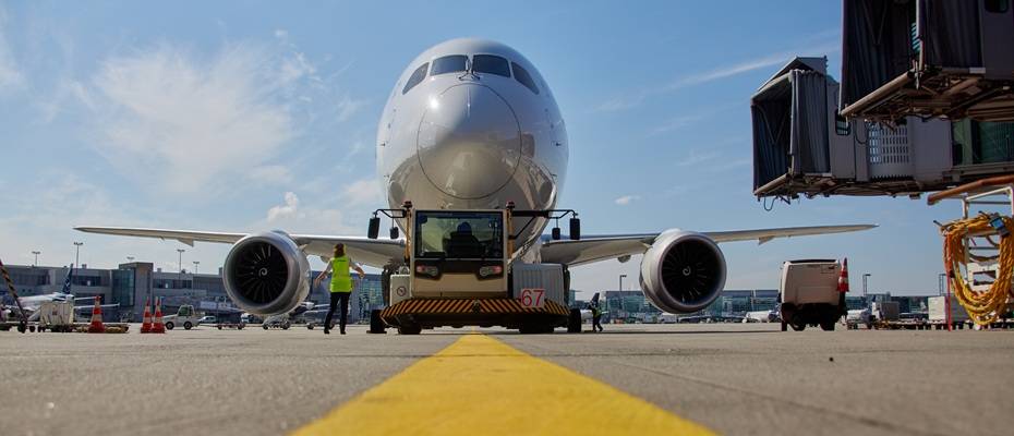 KI-gestützt: Lufthansa, Fraport und zeroG treiben Innovation am Flughafen Frankfurt voran - Lesen Sie die Nachrichten