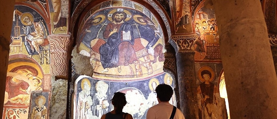 Kapadokya'daki Karanlık Kilise'nin freskleri 10 yılda 1 milyondan fazla ziyaretçiyi ağırladı - Haberi Oku
