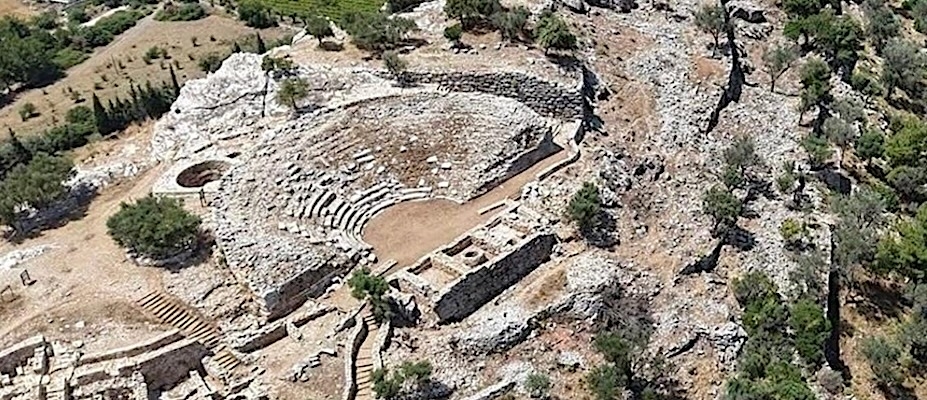Amos'un antik tiyatrosundaki kazılar tüm hızıyla devam ediyor - Lesen Sie die Nachrichten?>