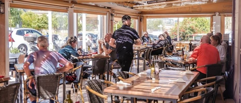 Mallorca’da yerel müşteri kitlesine sahip restoranlar tüketimdeki düşüşe karşı daha dirençli - Read the News?>