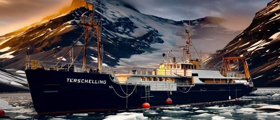 The Polarship startet exklusive Arktis-Expeditionen