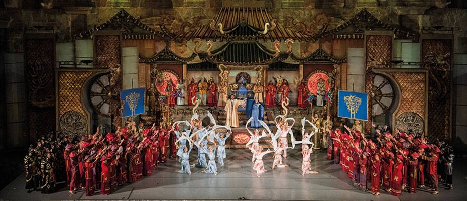 Internationales Aspendos Opern- und Ballettfestival startet - Haberi Oku?>
