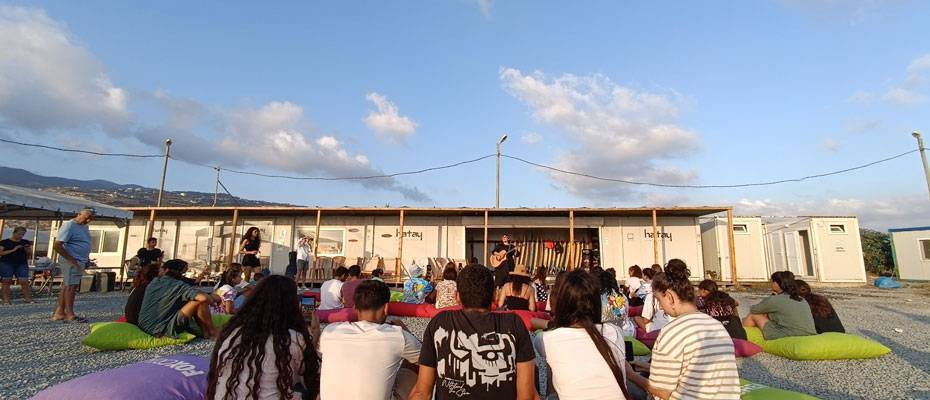 Hatay Sörf Merkezi’nde çocukların öncülüğünde festival coşkusu - Lesen Sie die Nachrichten?>
