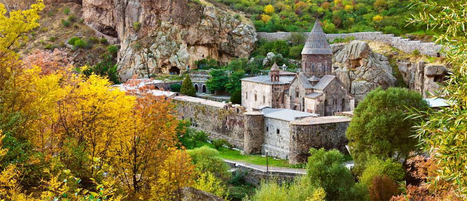 Armeniens Herbst: Farbenmeer zwischen Klöstern, Weinbergen und Bergwelten - Lesen Sie die Nachrichten