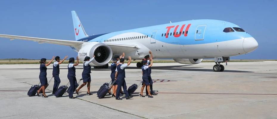 TUI Launches First-of-Its-Kind Cabin Crew Apprenticeship for 2026 - Read the News