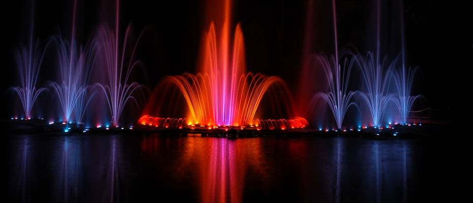 Leuchtende Fontänen: Wasser, Licht und Klang in Bad Pyrmont - Lesen Sie die Nachrichten