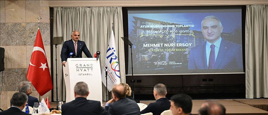 Bakan Ersoy: 2025’in 9 ayında İstanbul 14 milyon 158 bin yabancı ziyaretçiyi ağırladı - Haberi Oku