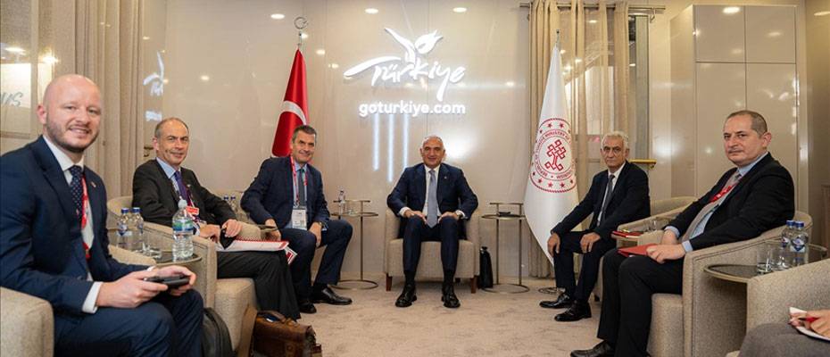 Bakan Ersoy: Yıl Sonu 64 Milyar Dolarlık Turizm Geliri Hedefimize Emin Adımlarla İlerliyoruz - Lesen Sie die Nachrichten?>