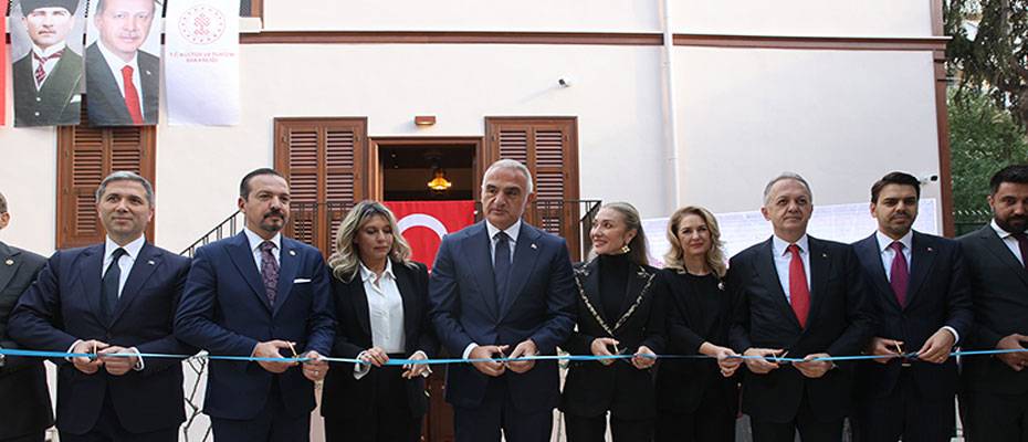 Kültür ve Turizm Bakanı Ersoy, Selanik’te yenilenen Atatürk Evi’nin açılışını yaptı - Lesen Sie die Nachrichten?>