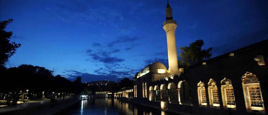 Balıklıgöl’ün aydınlatması yenilenebilir enerjiyle güçlendiriliyor - Lesen Sie die Nachrichten?>