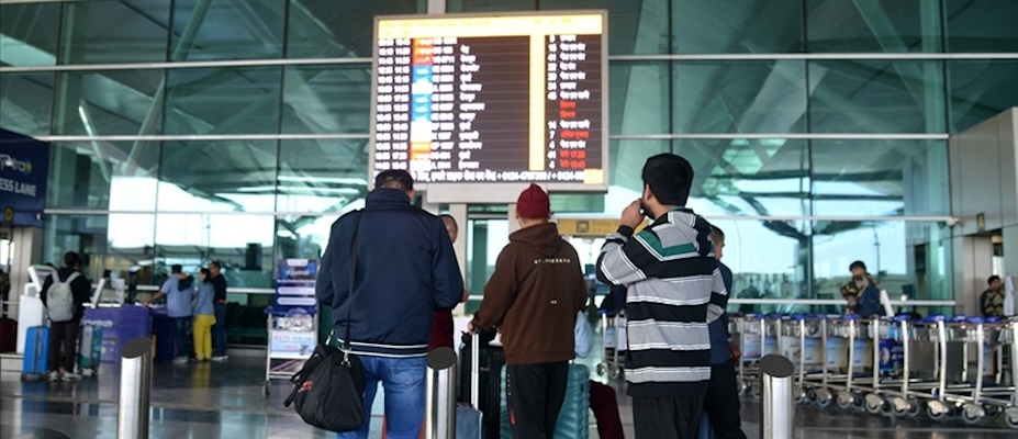 Hindistan'da yoğun sis nedeniyle 128 uçuş iptal edildi - Lesen Sie die Nachrichten?>