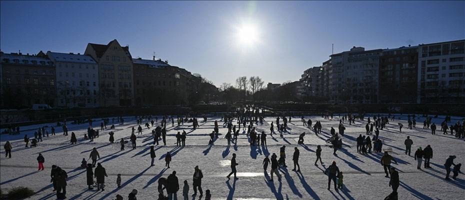 Ice storm brings widespread disruption across western Germany - Lesen Sie die Nachrichten?>