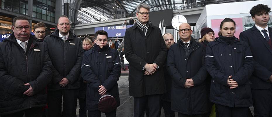 Almanya: Demiryolu güvenliği zirvesinde bodycam ve eylem planı kararı alındı - Lesen Sie die Nachrichten?>