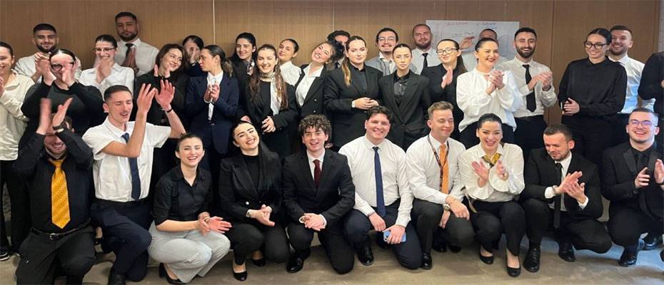 Ryanair Reports 100 Percent Pass Rate for New Tirana Cabin Crew - Lesen Sie die Nachrichten?>