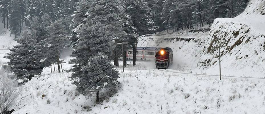 Turistik Doğu Ekspresi kış sezonunu 10 binden fazla yolcuyla tamamladı - Lesen Sie die Nachrichten?>