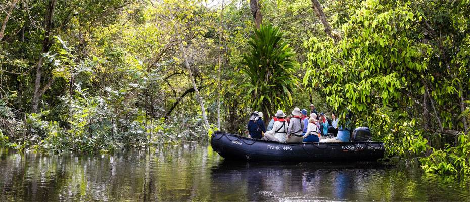 Hapag-Lloyd Cruises startet Amazonas-Expedition bis tief in den Regenwald nach Iquitos - Lesen Sie die Nachrichten