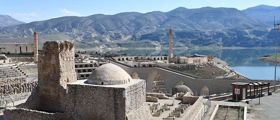 Hasankeyf bu yıl 1 milyonun üzerinde ziyaretçi hedefliyor - Lesen Sie die Nachrichten?>