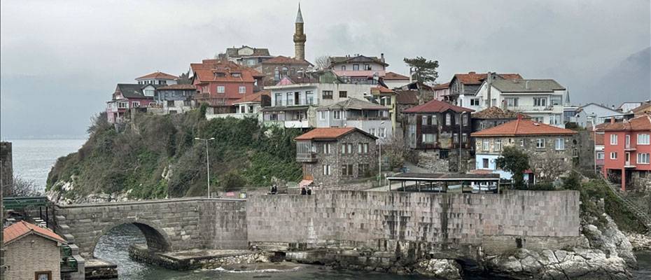 Bayram tatilinde Amasra gastronomi meraklılarının buluşma noktası oldu - Lesen Sie die Nachrichten?>