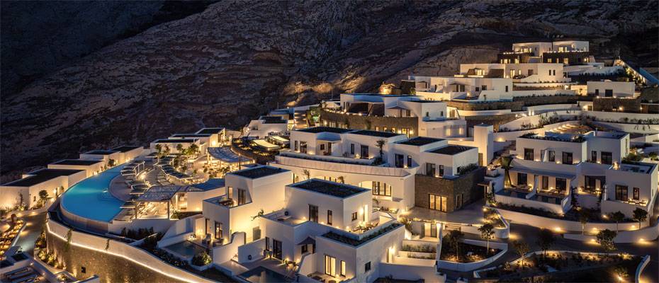 Sandblu Santorini eröffnet als erstes LXR-Refugium in Griechenland - Lesen Sie die Nachrichten