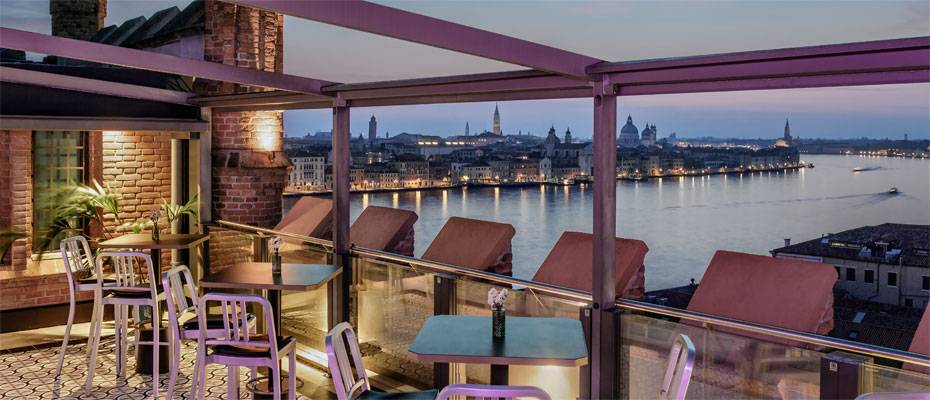 Cocktails with a view: Hilton highlights rooftop bars around the world - Lesen Sie die Nachrichten?>