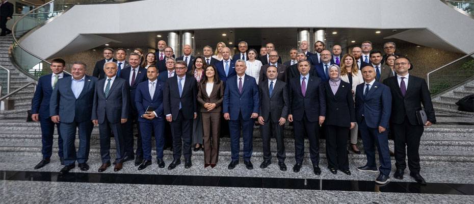 Türkiye ile Almanya ekonomik iş birliğini daha da güçlendirmeyi hedefliyor - Lesen Sie die Nachrichten?>