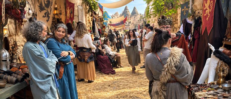 Turkey: Medieval fair brings fantasy and history to Cappadocia - Lesen Sie die Nachrichten?>