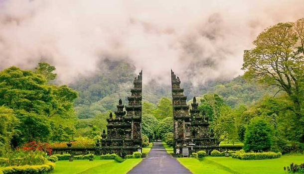 Virtuelle Reise nach Bali – alltours lädt zu neuem Webinar ein