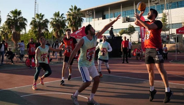 Anadolu Efes – FC Bayern Munich maçı Antalya’da oynandı - Haberi Oku