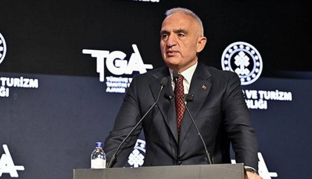 Ersoy: Türkei peilt 68 Milliarden Dollar Tourismuseinnahmen für 2026 an - Lesen Sie die Nachrichten